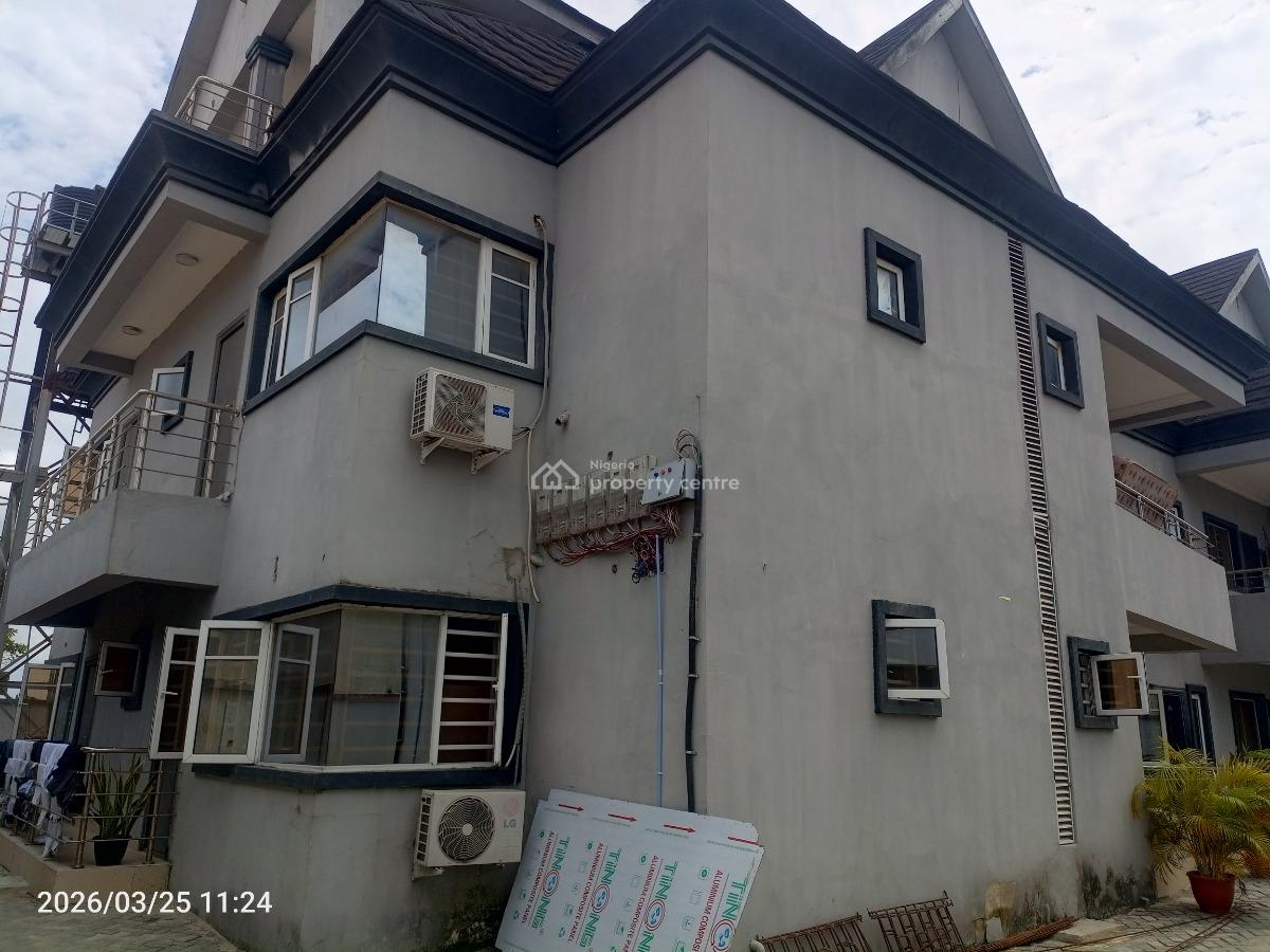 4 Bedroom Luxurious Penthouse with Bq, Gra, Abijo, Lekki, Lagos, Flat / Apartment for Rent