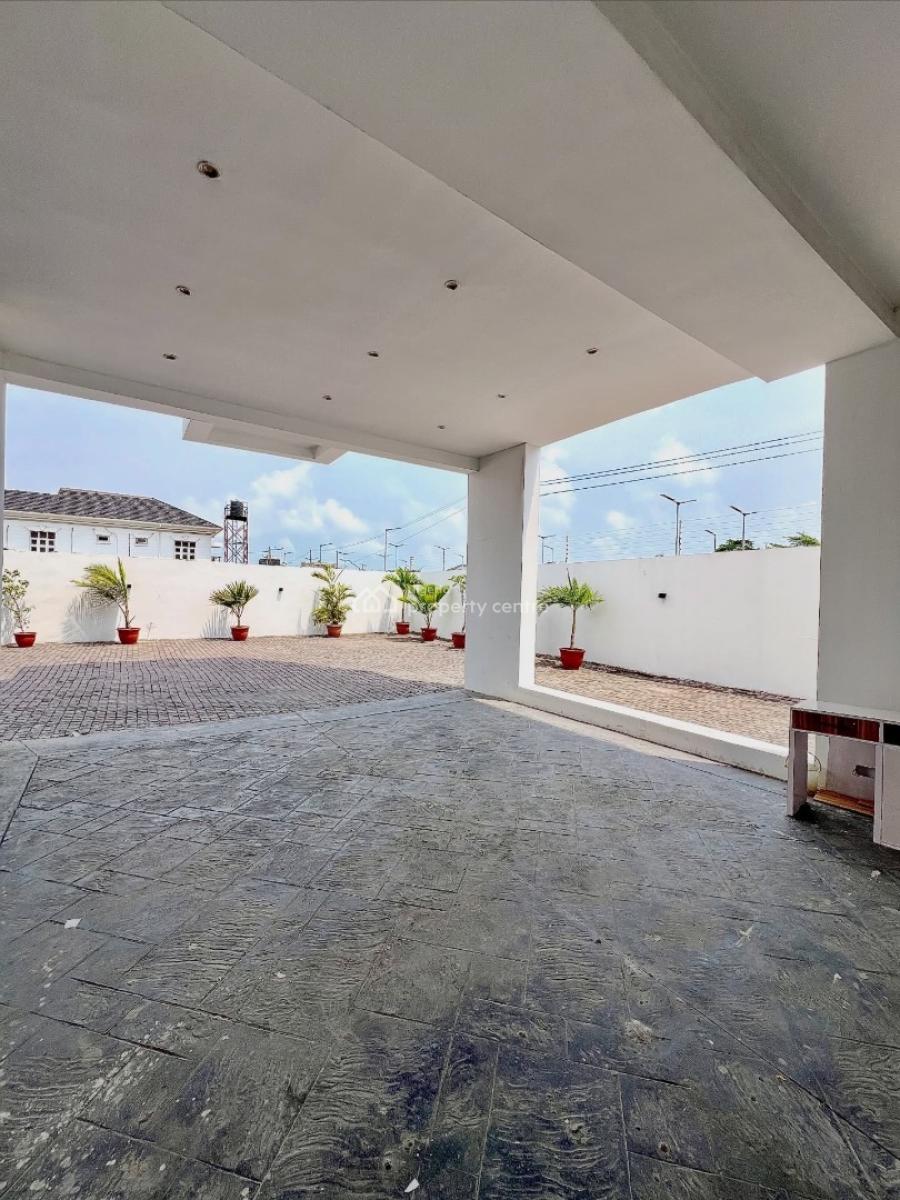 Lovely 4 Bedroom Semi Detached Duplex with Swimming Pool and Bq, Lekki Phase 1, Lekki, Lagos, Semi-detached Duplex for Sale