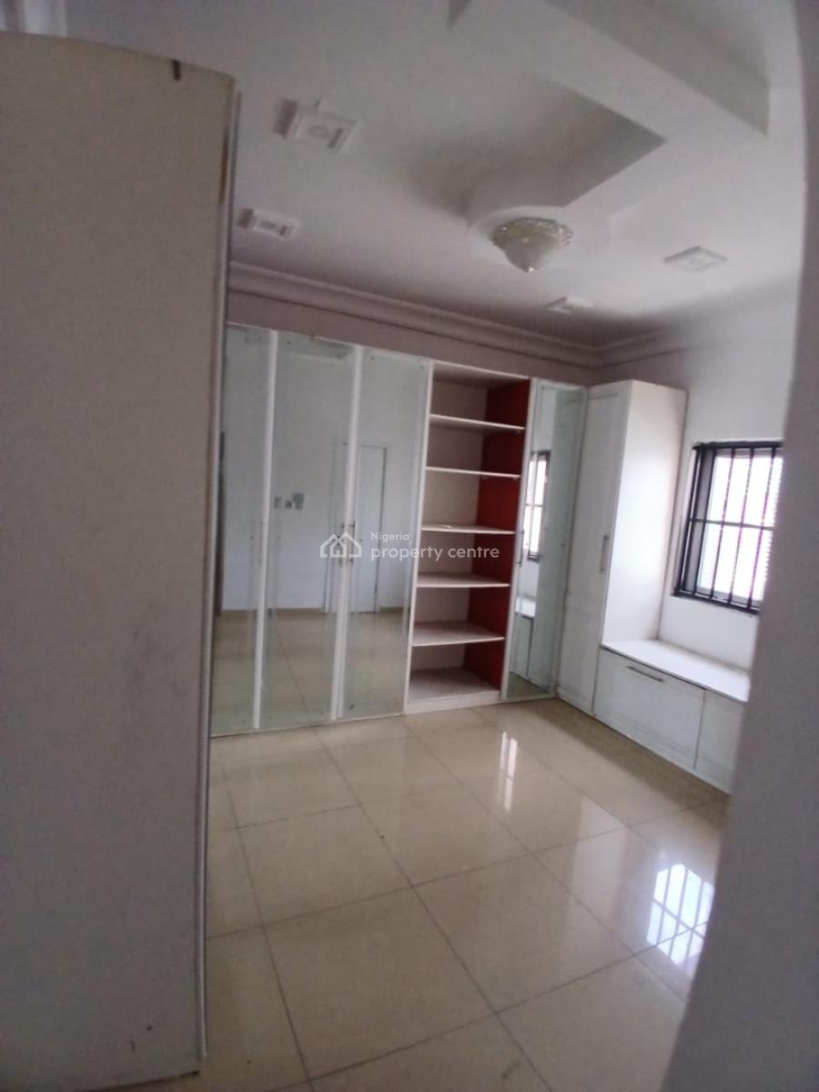 Luxury 3 Bedroom Terrace Service Estate with Bq, Abiola Court, Ikate Elegushi, Lekki, Lagos, Terraced Duplex for Sale