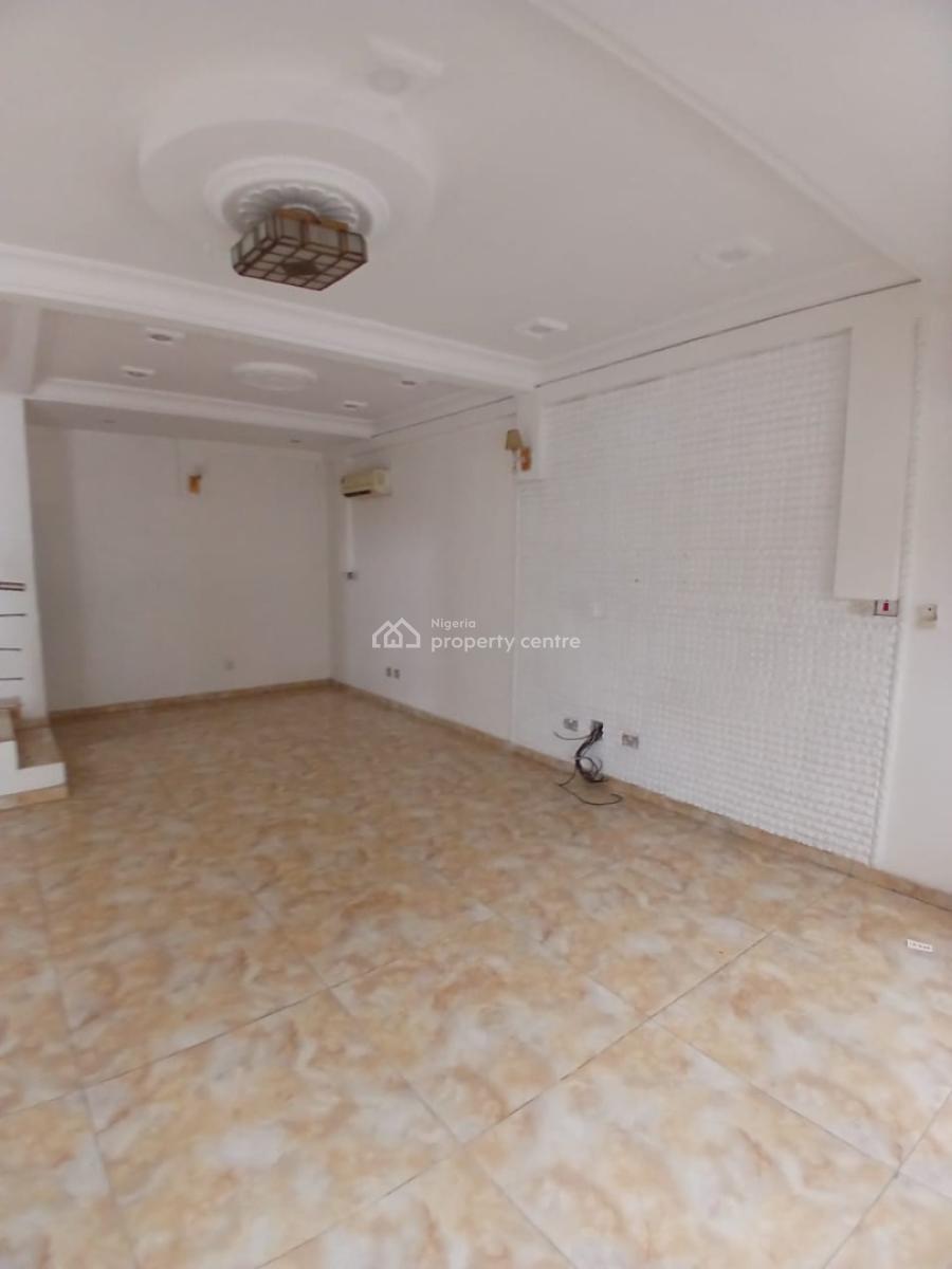 Luxury 3 Bedroom Terrace Service Estate with Bq, Abiola Court, Ikate Elegushi, Lekki, Lagos, Terraced Duplex for Sale