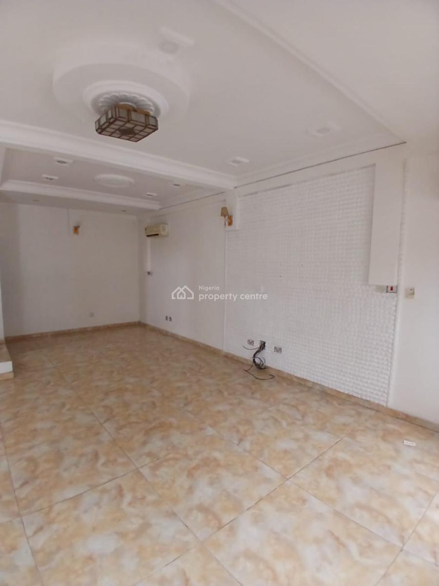 Luxury 3 Bedroom Terrace Service Estate with Bq, Abiola Court, Ikate Elegushi, Lekki, Lagos, Terraced Duplex for Sale