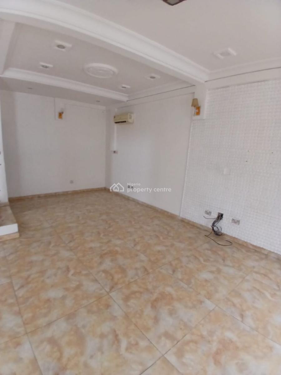 Luxury 3 Bedroom Terrace Service Estate with Bq, Abiola Court, Ikate Elegushi, Lekki, Lagos, Terraced Duplex for Sale