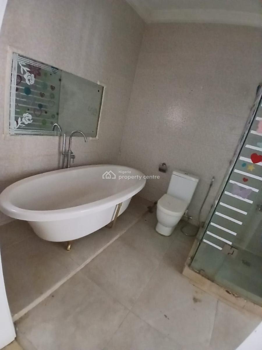 Luxury 3 Bedroom Terrace Service Estate with Bq, Abiola Court, Ikate Elegushi, Lekki, Lagos, Terraced Duplex for Sale