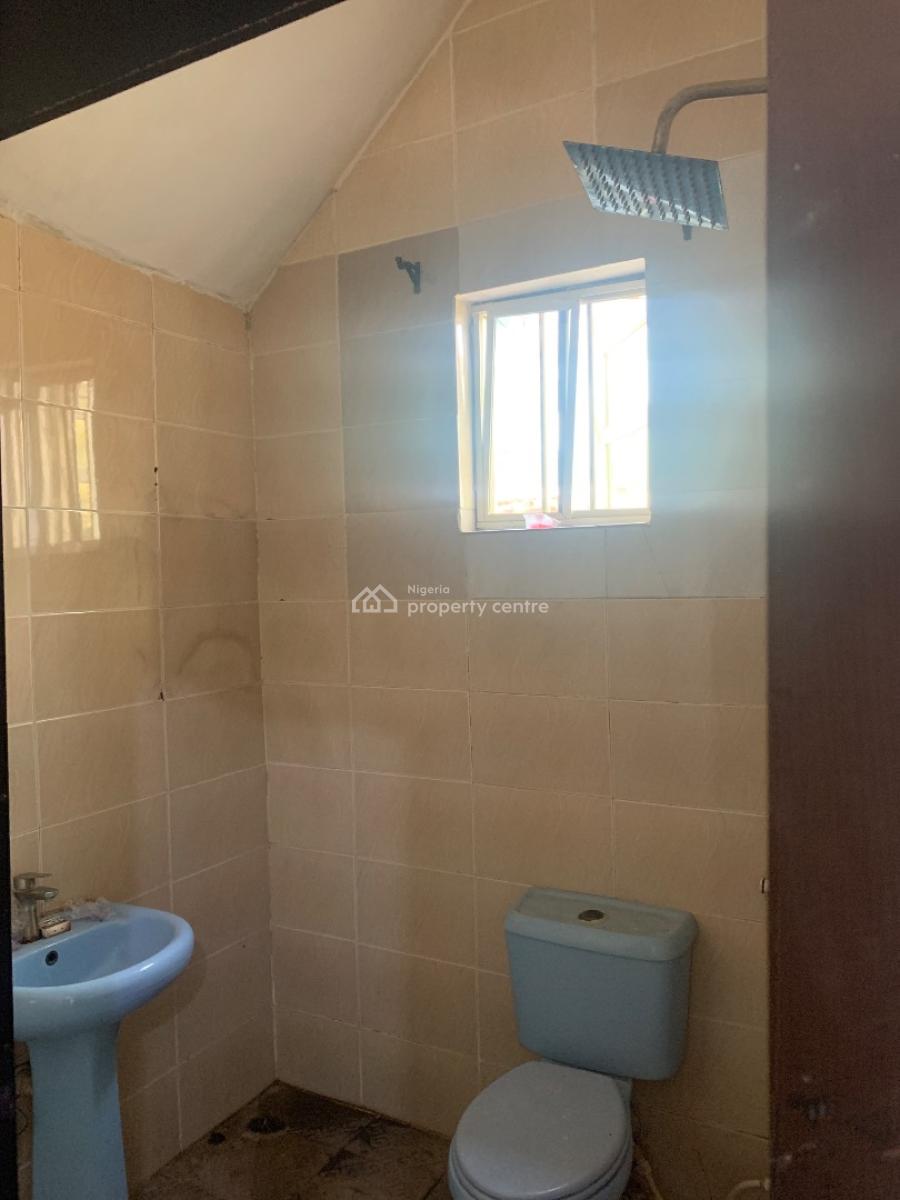 Clean and Spacious Standard 2 Bedroom Apartment, Ikate, Lekki, Lagos, Flat / Apartment for Rent