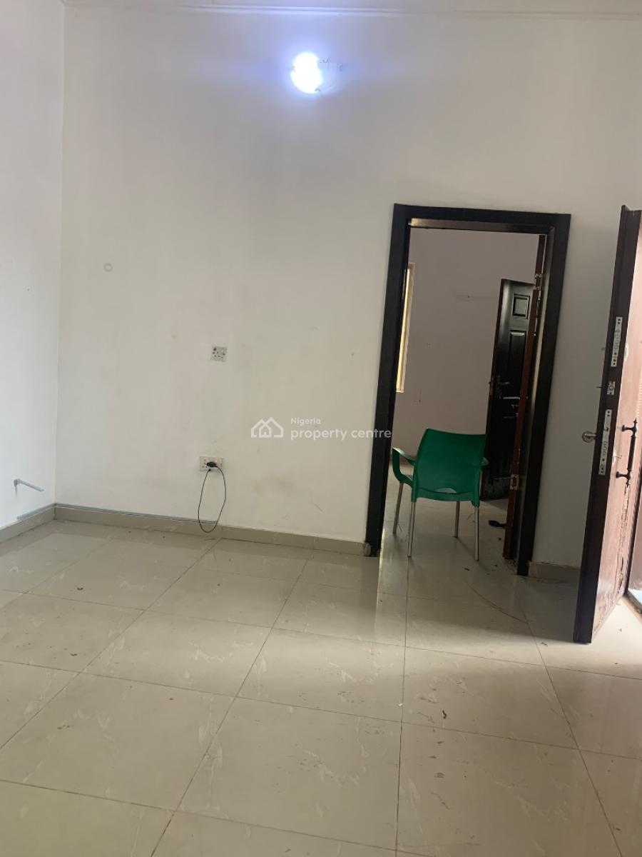 Clean and Spacious Standard 2 Bedroom Apartment, Ikate, Lekki, Lagos, Flat / Apartment for Rent