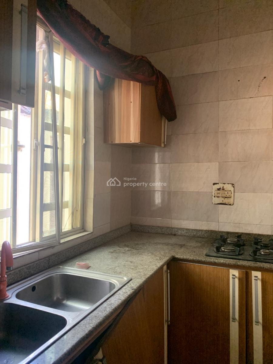 Clean and Spacious Standard 2 Bedroom Apartment, Ikate, Lekki, Lagos, Flat / Apartment for Rent