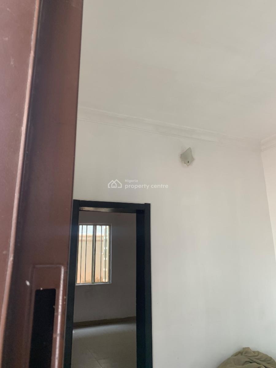 Clean and Spacious Standard 2 Bedroom Apartment, Ikate, Lekki, Lagos, Flat / Apartment for Rent