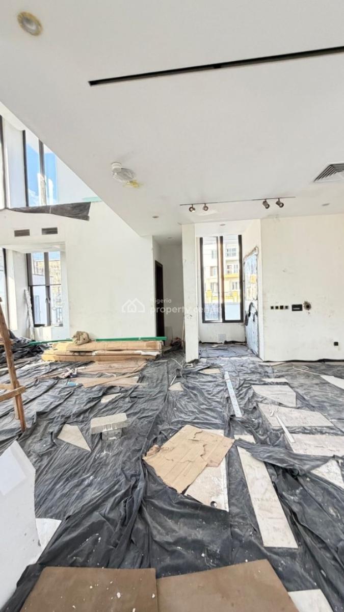 Fully Detached (2 Family Compound), Guzape District, Abuja, Terraced Duplex for Sale