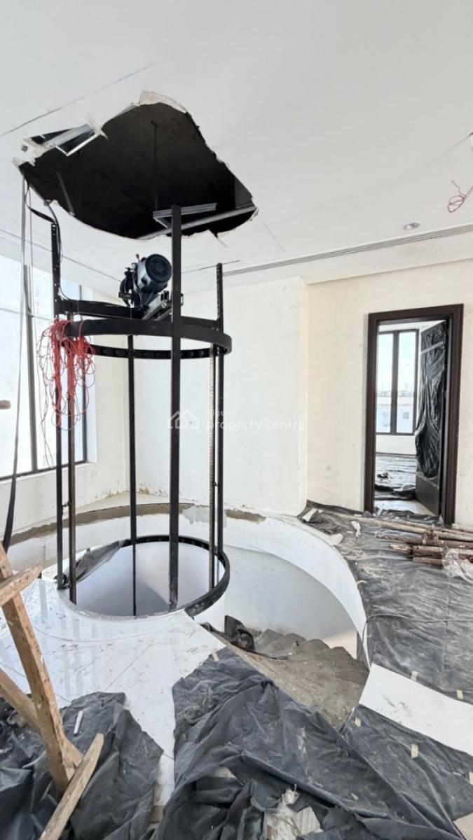 Fully Detached (2 Family Compound), Guzape District, Abuja, Terraced Duplex for Sale