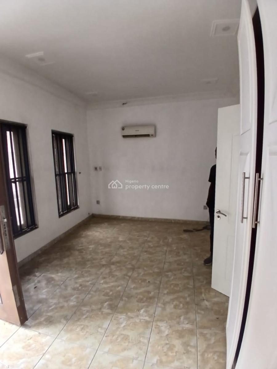 Luxury 4 Bedroom Terrace Duplex with Bq in a Service Estate, Abiola Court Estate, Ikate Elegushi, Lekki, Lagos, Terraced Duplex for Sale