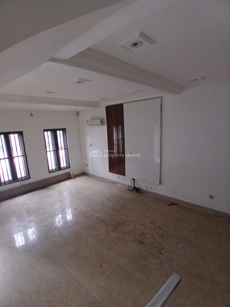 Luxury 4 Bedroom Terrace Duplex with Bq in a Service Estate, Abiola Court Estate, Ikate Elegushi, Lekki, Lagos, Terraced Duplex for Sale