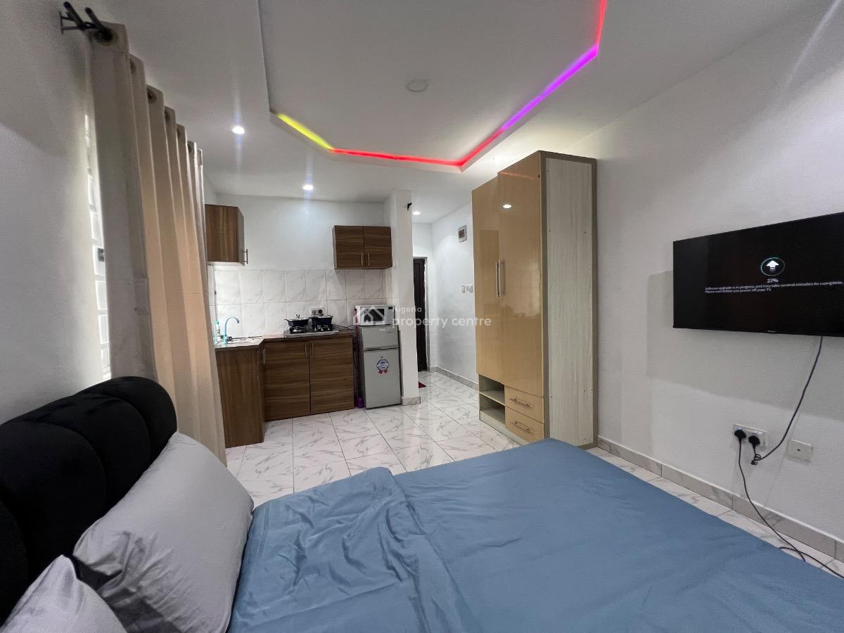 Well Maintained Fully Furnished and Serviced Studio Apartment, Jibowu, Yaba, Lagos, Self Contain (single Rooms) for Rent