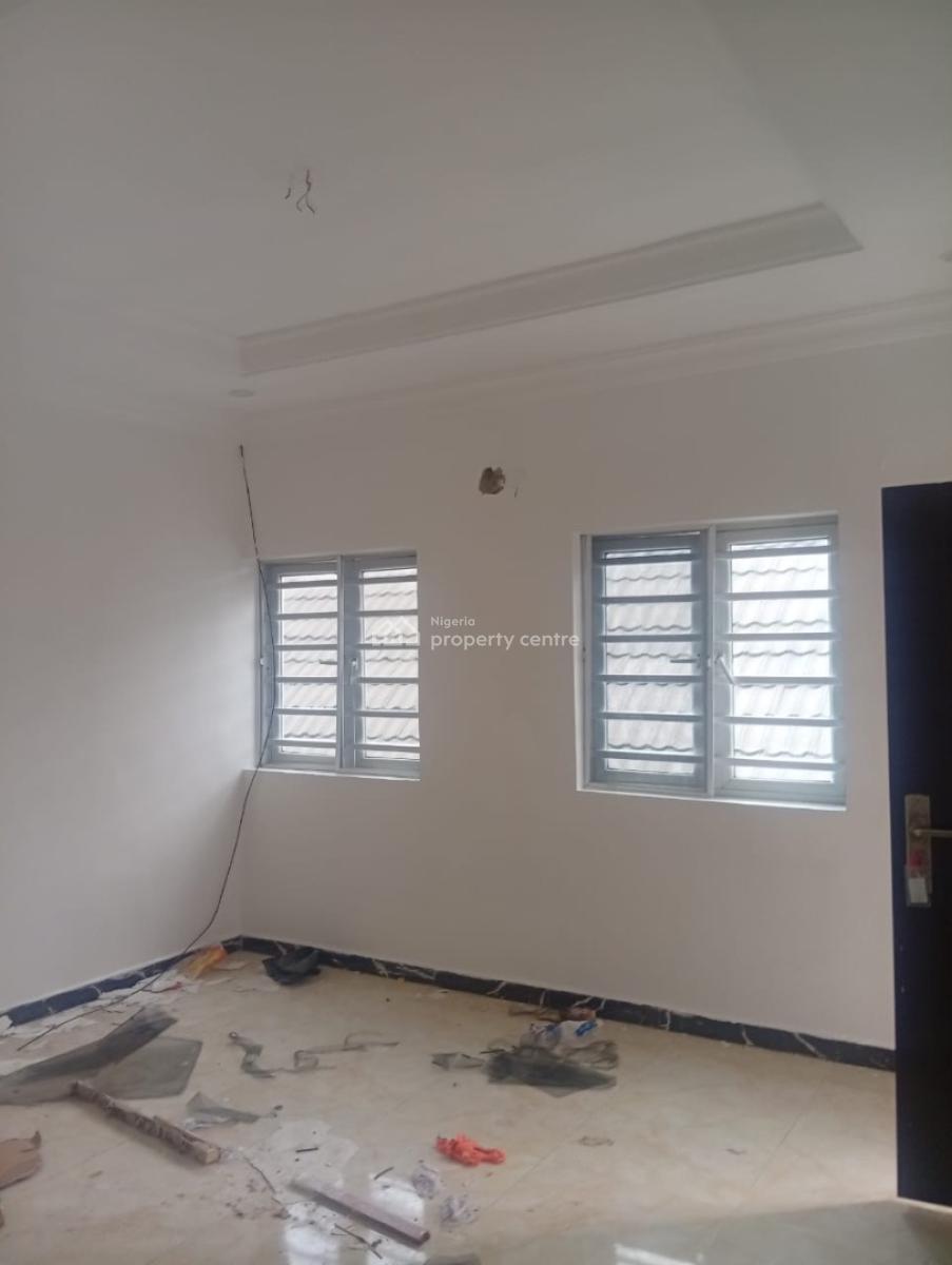 Spacious Miniflat Upstairs, Silverland Estate, Sangotedo, Ajah, Lagos, Mini Flat (room and Parlour) for Rent