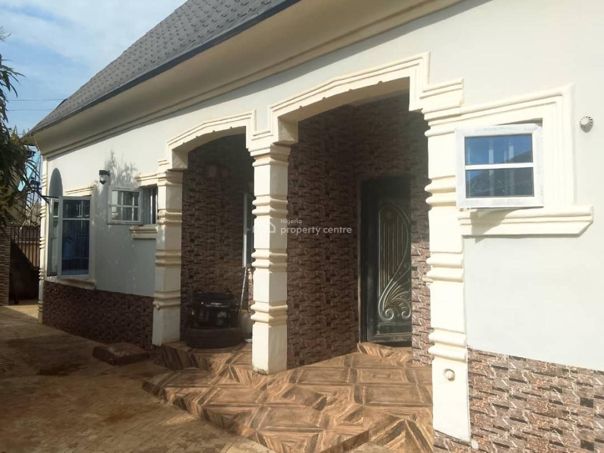 En-suite Room and Parlor Self with Pvc Ceiling and Visitor Toilet, Maya, Ikorodu, Lagos, Flat / Apartment for Rent