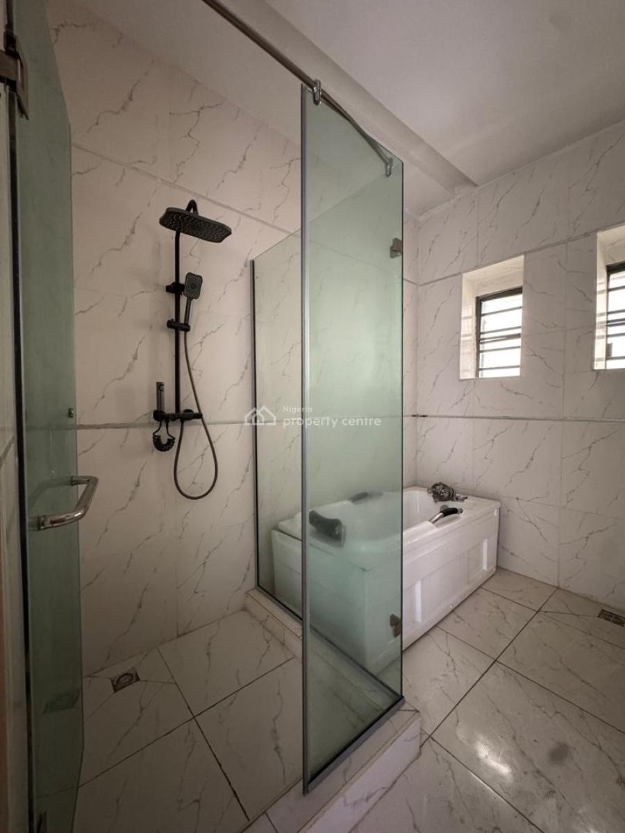 Classy  4  Beds with a Bq & Spacious Drive Way for  4 Cars, Orchid Road, Lekki, Lagos, Flat / Apartment for Sale