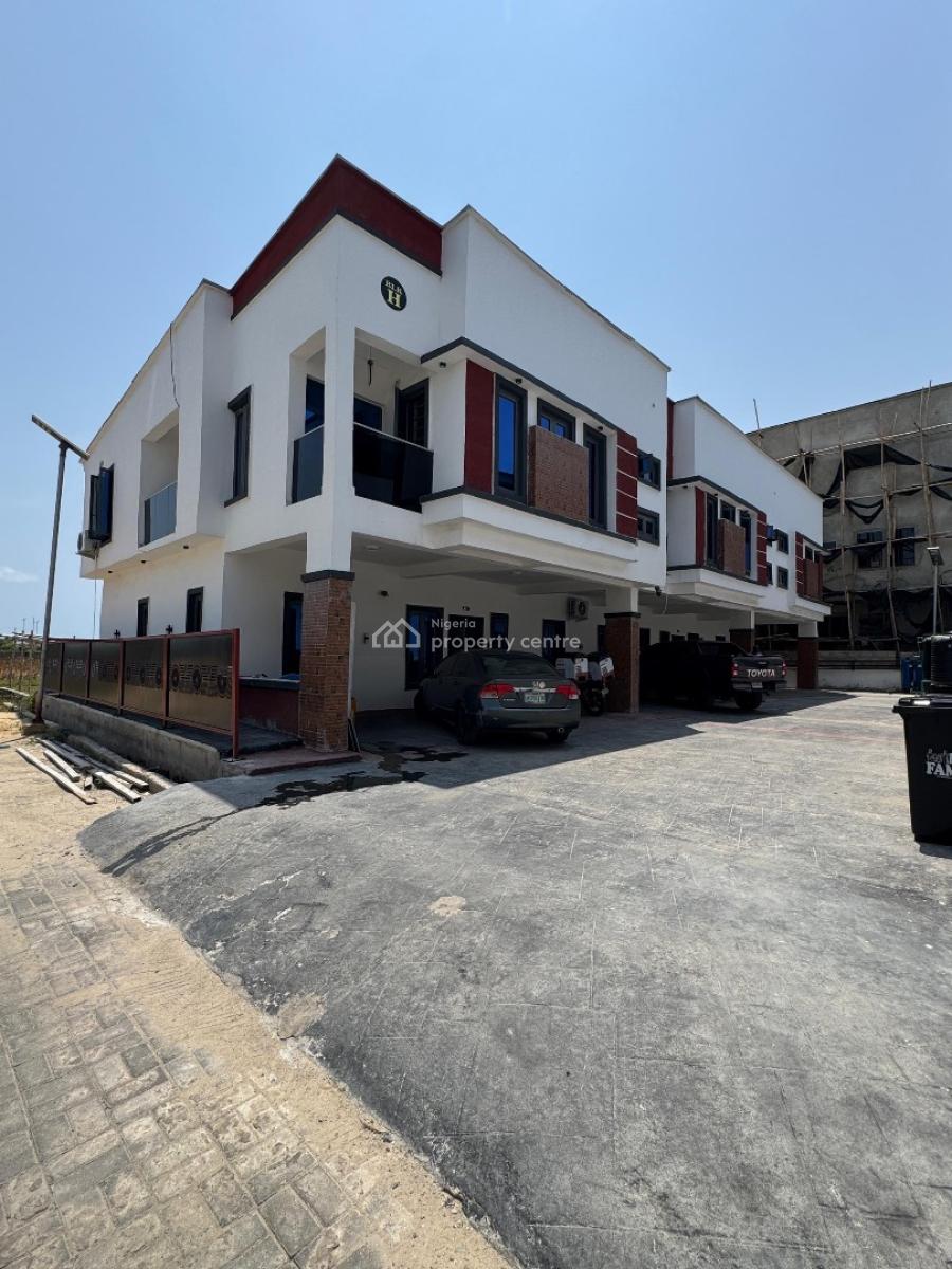 Corner Unit of Spacious 3  Bedroom Duplex with Bq, Orchid Road, Lekki, Lagos, Detached Duplex for Sale