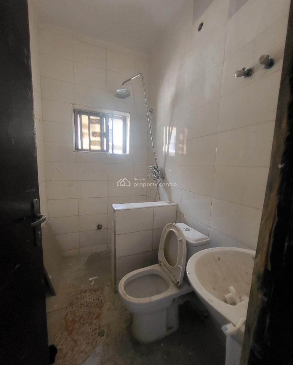 Luxurious Massive 1bedroom Flat, Area 11, Garki, Abuja, Flat / Apartment for Rent