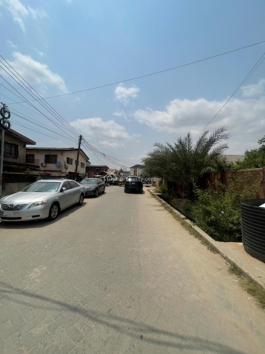 Spacious & Standard Roomself, Akoka, Yaba, Lagos, Self Contain (single Rooms) for Rent