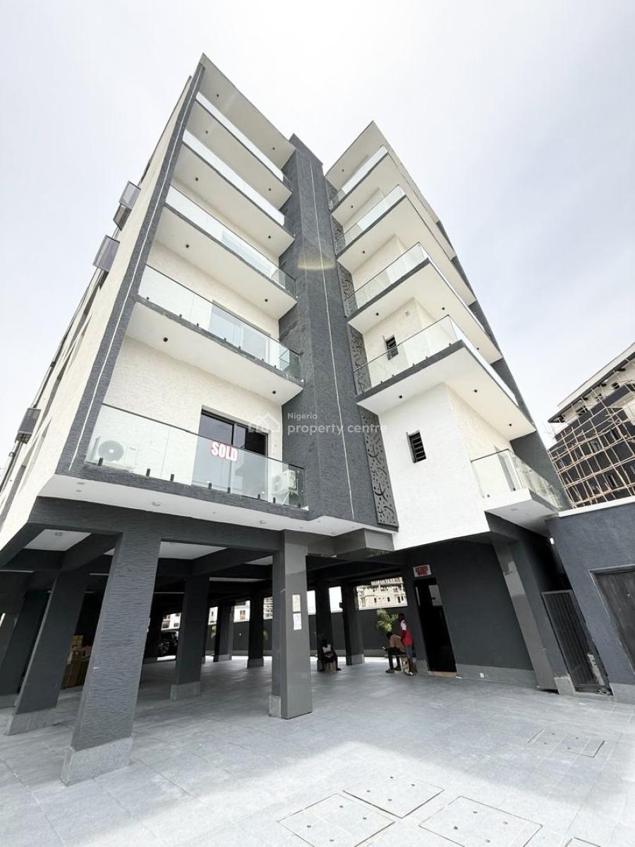 Newly Built 3 Bedroom  Flat with Gym for Distress Purchase, Freedom Way, Lekki Phase 1, Lekki, Lagos, Block of Flats for Sale