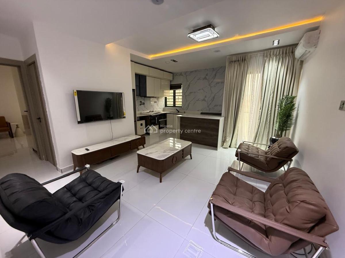 Newly Built 3 Bedroom  Flat with Gym for Distress Purchase, Freedom Way, Lekki Phase 1, Lekki, Lagos, Block of Flats for Sale