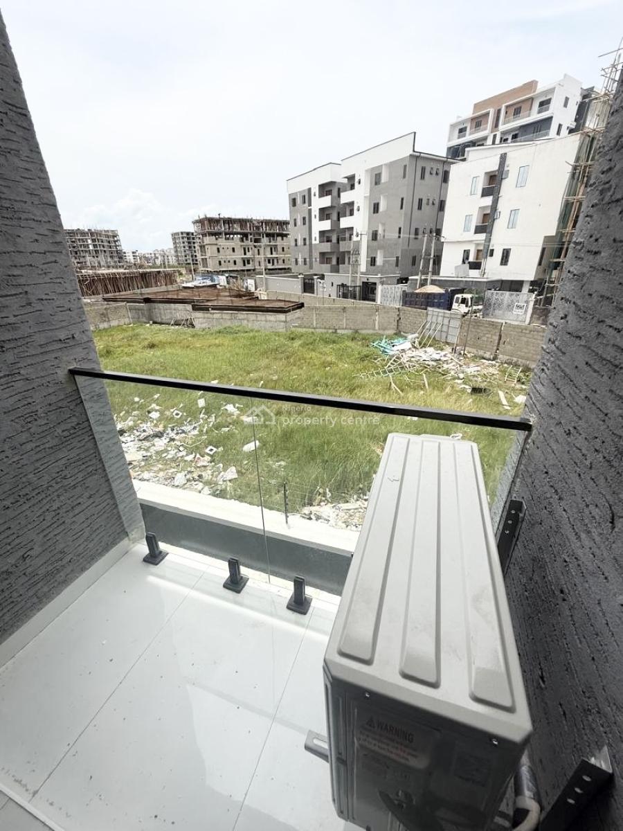 Newly Built 3 Bedroom  Flat with Gym for Distress Purchase, Freedom Way, Lekki Phase 1, Lekki, Lagos, Block of Flats for Sale