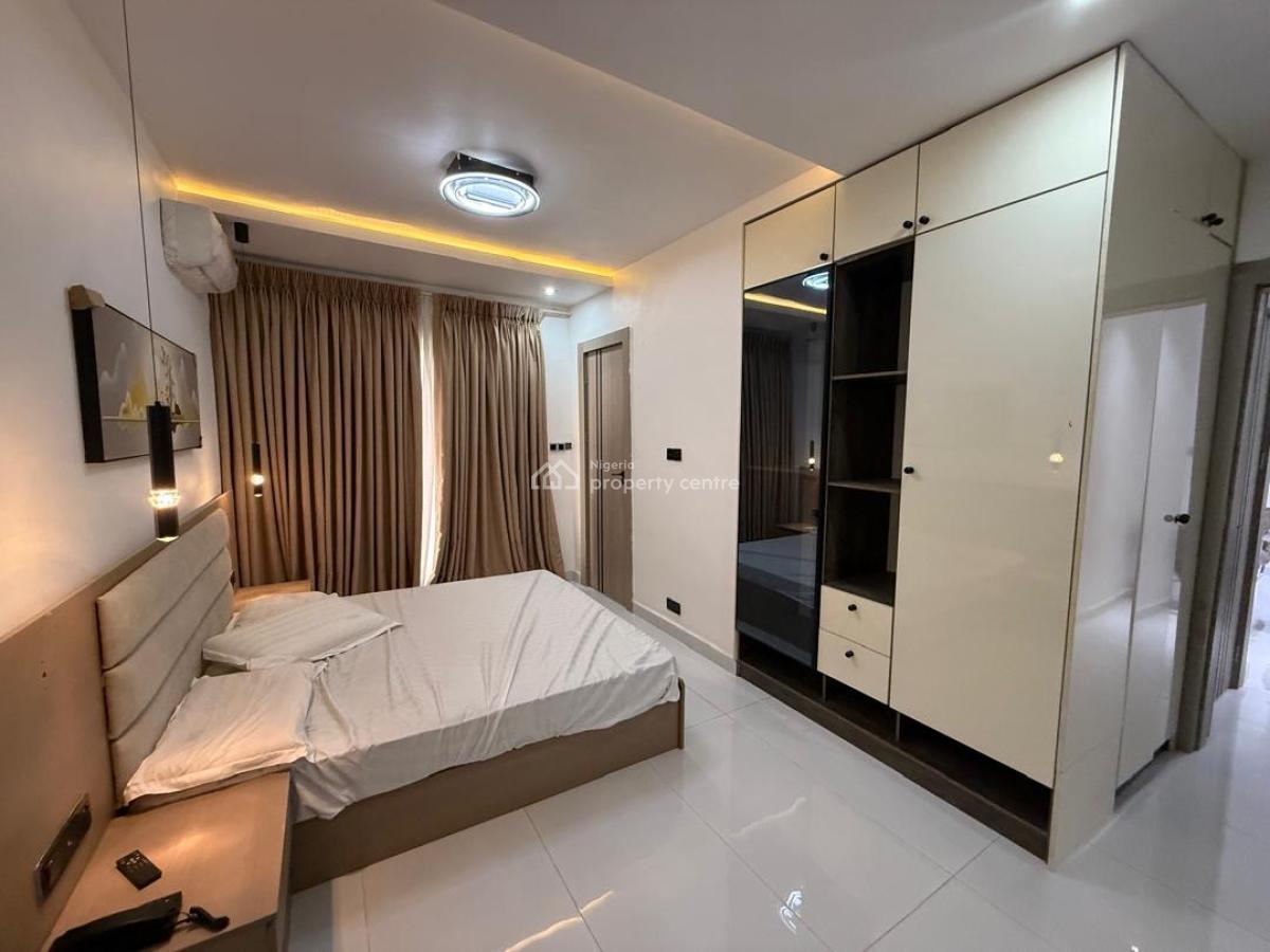 Newly Built 3 Bedroom  Flat with Gym for Distress Purchase, Freedom Way, Lekki Phase 1, Lekki, Lagos, Block of Flats for Sale