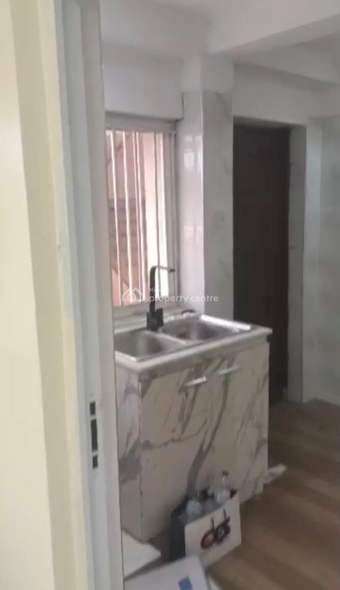 Serviced Cheapest 2 Bedroom Flat with Moderate Kitchen on Second Floor, Victoria Island (vi), Lagos, Flat / Apartment for Rent
