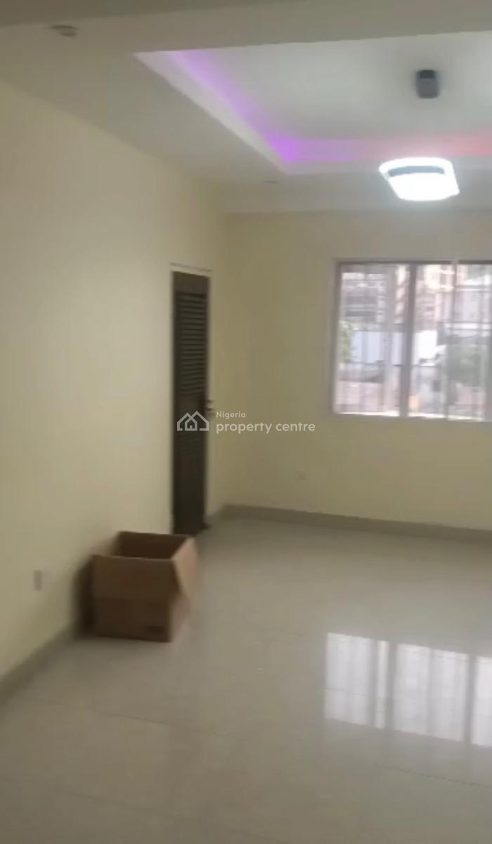 Serviced Cheapest 2 Bedroom Flat with Moderate Kitchen on Second Floor, Victoria Island (vi), Lagos, Flat / Apartment for Rent