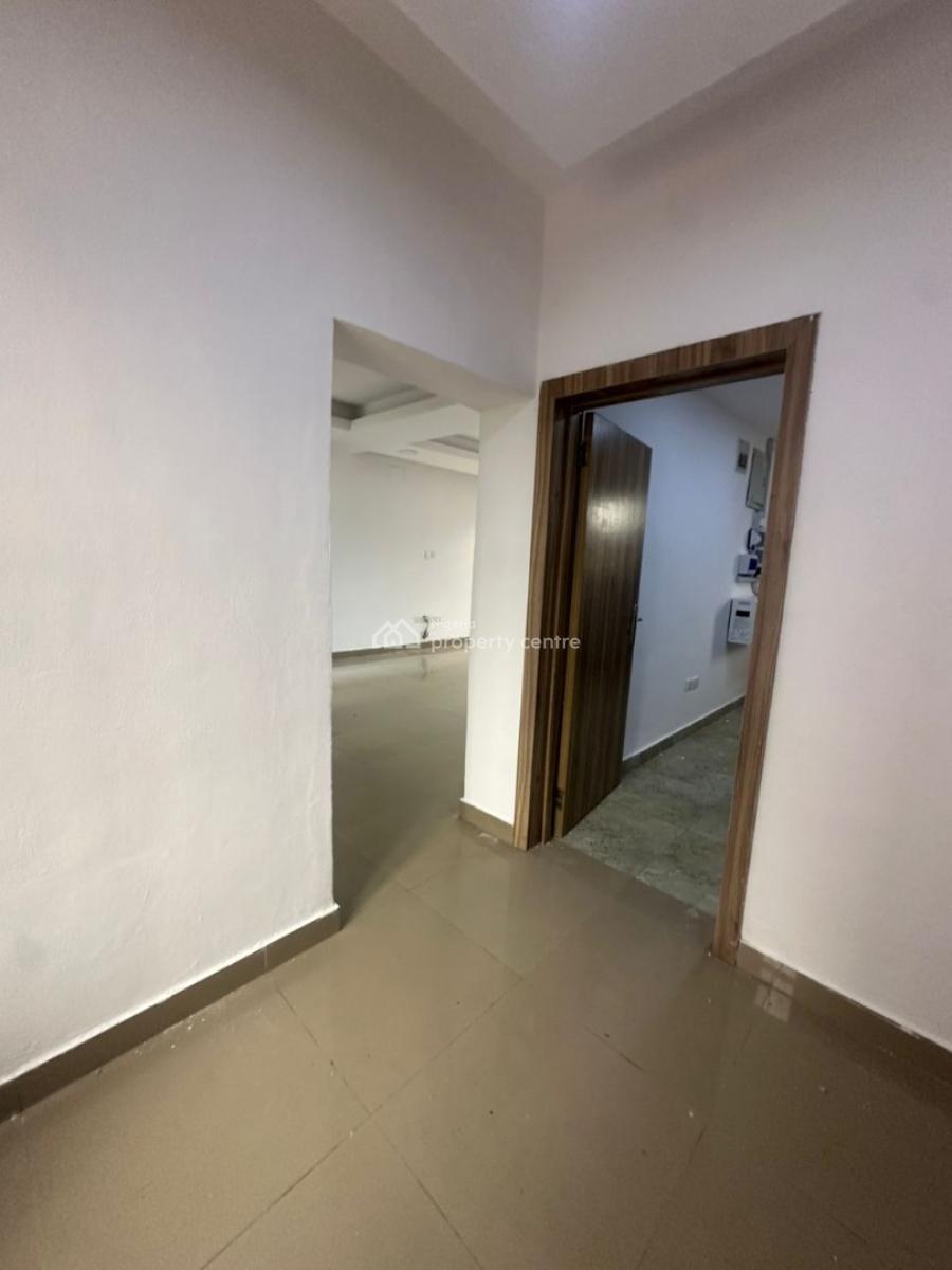 Fully Serviced Luxury 2bedrooms Flat Upstairs in a Serviced Estate, Oceanbay Estate Orchid After Roundabout, Lekki, Lagos, Flat / Apartment for Rent