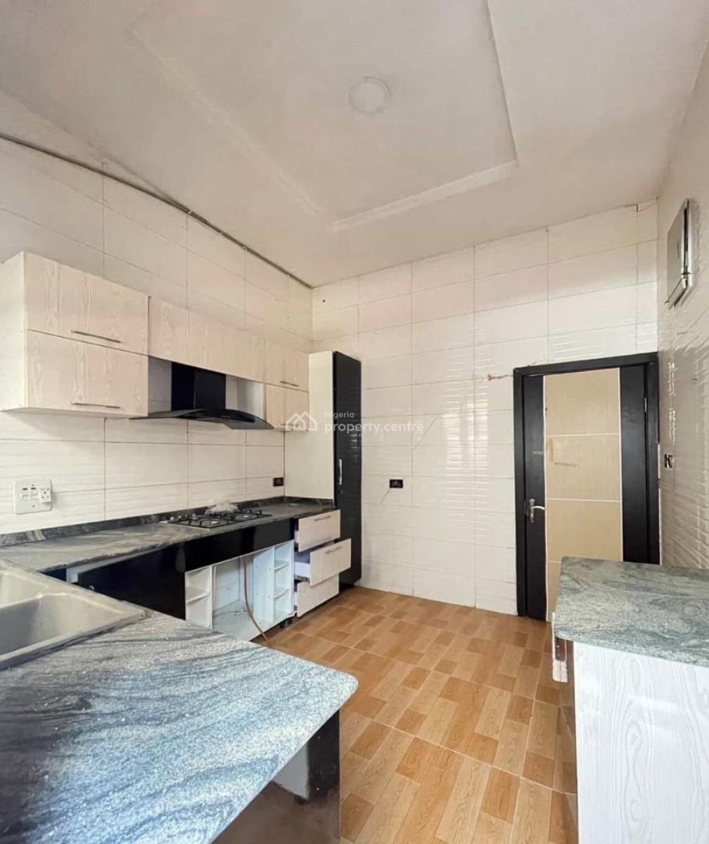 Affordable 4-bedroom Terrace Duplex with Bq, Chevron Axis, Lekki, Lagos, Terraced Duplex for Rent