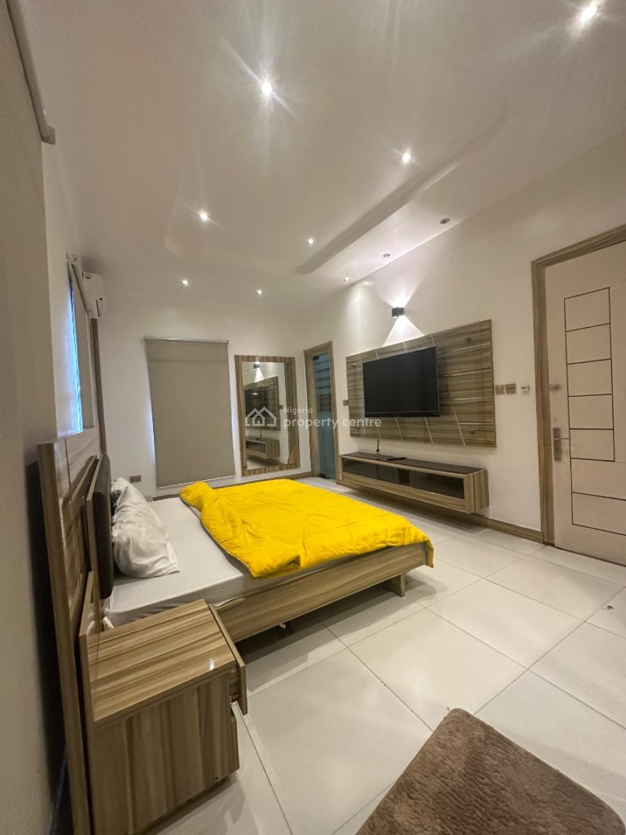 Fully Furnished 2 Bedroom Apartment, Lekki Phase 1, Lekki, Lagos, Flat / Apartment for Rent