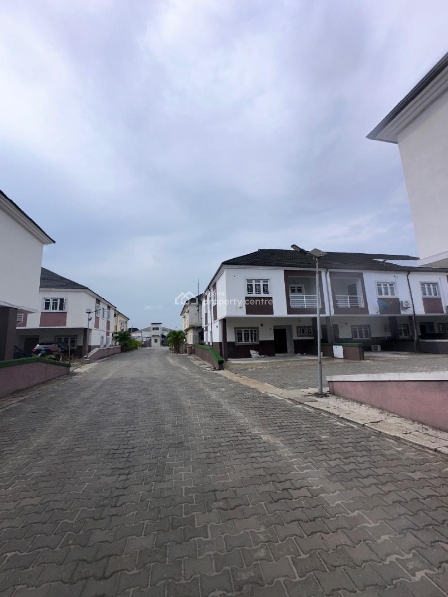 2 Bedroom Apartment, Okwujiakwu Street, Peter Odili, Port Harcourt, Rivers, Flat / Apartment for Sale