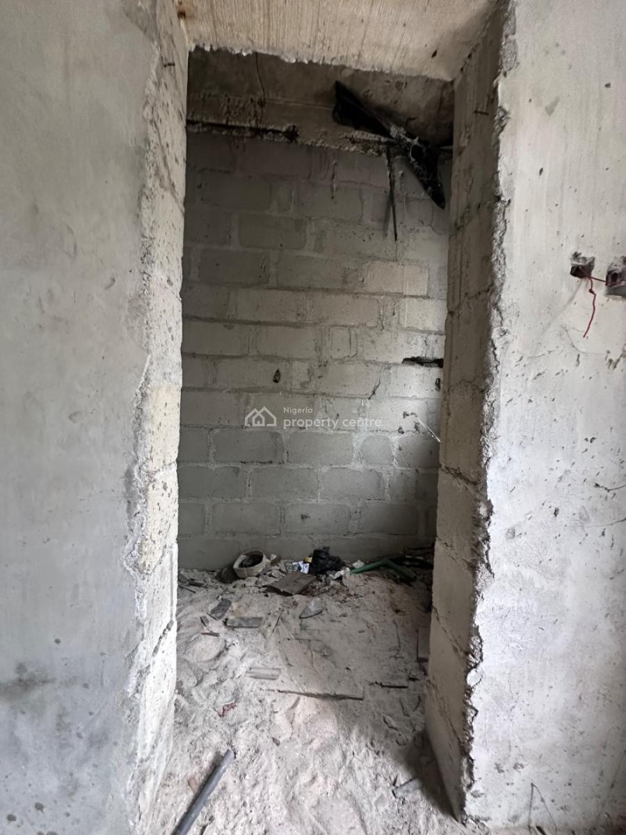 2 Bedroom Apartment, Okwujiakwu Street, Peter Odili, Port Harcourt, Rivers, Flat / Apartment for Sale