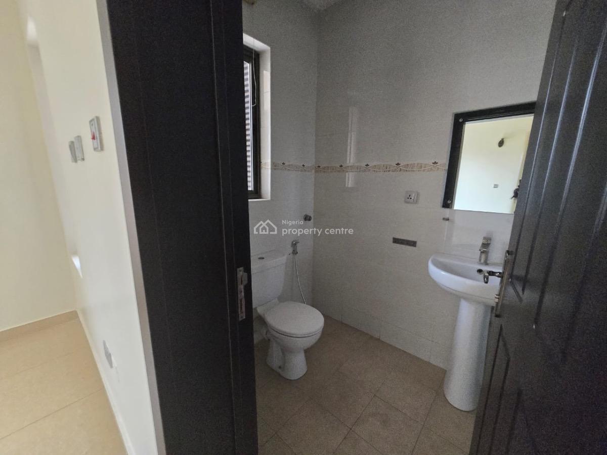 3 Bedroom Flat with Bq Available, Lekki, Lagos, Flat / Apartment for Rent