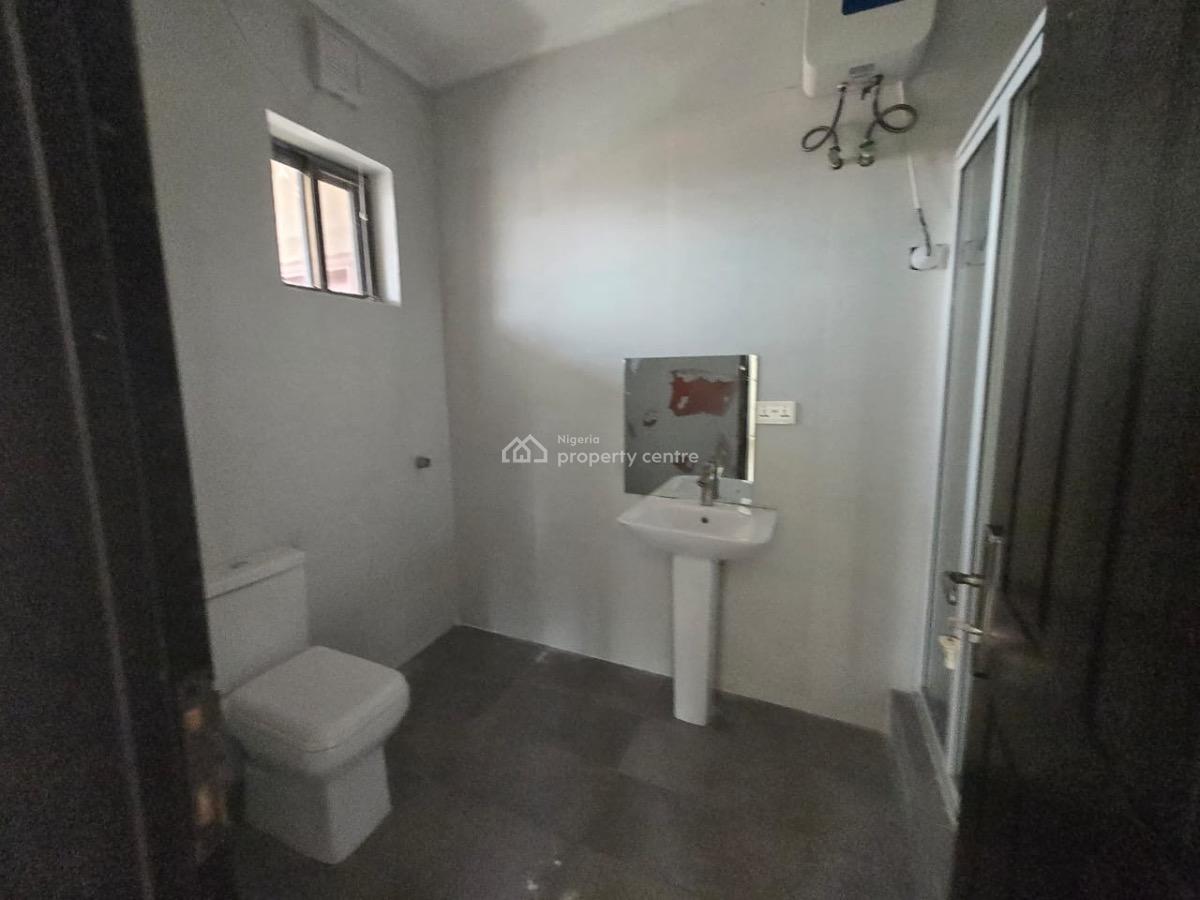 3 Bedroom Flat with Bq Available, Lekki, Lagos, Flat / Apartment for Rent