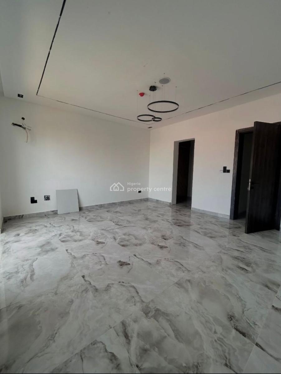 Well Maintained 3 Bedroom Terrace Duplex with Bq., Osapa London, Osapa, Lekki, Lagos, Terraced Duplex for Sale