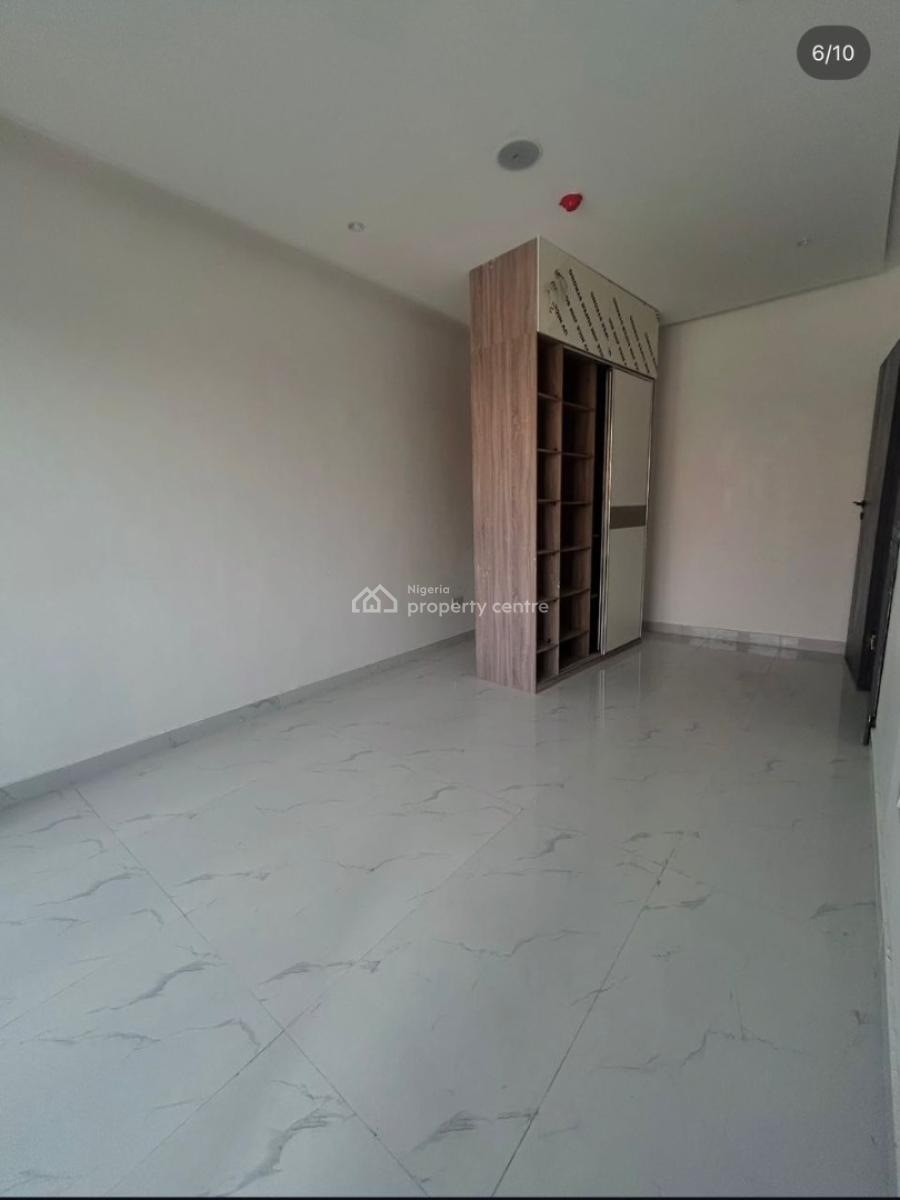 Well Maintained 3 Bedroom Terrace Duplex with Bq., Osapa London, Osapa, Lekki, Lagos, Terraced Duplex for Sale