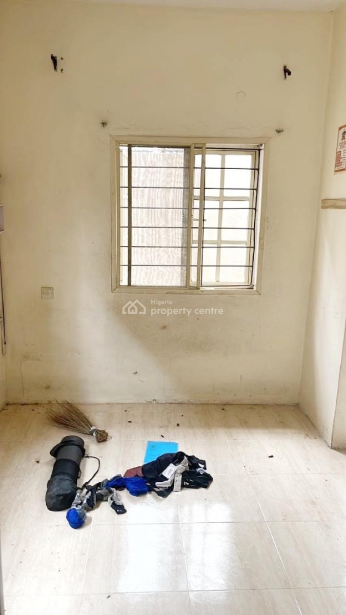a Well Maintained Room Self Contained, Gra Phase 1, Magodo, Lagos, Self Contain (single Rooms) for Rent