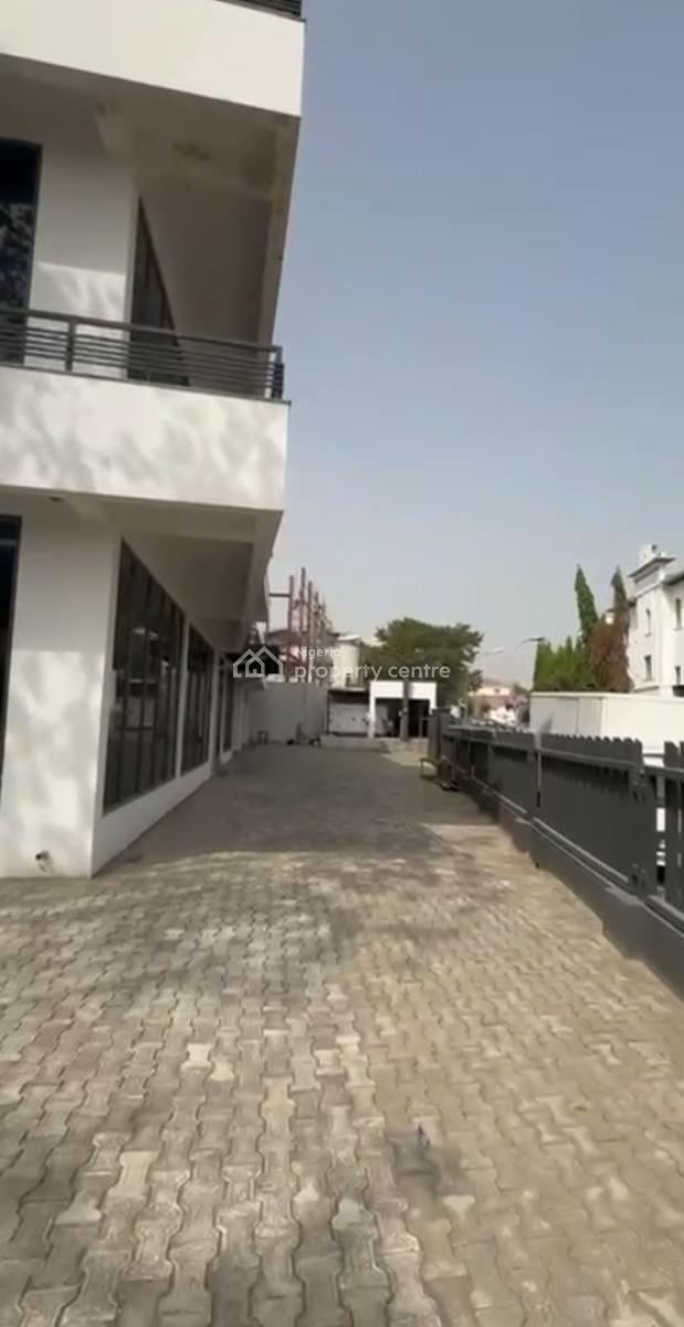 Lease: Newly Built Office Building, Wuse 2, Abuja, Office Space for Rent