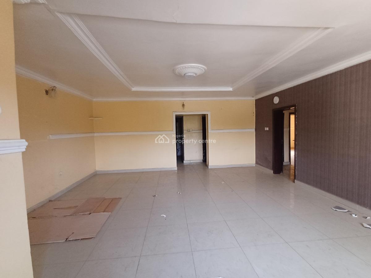 Spacious 3 Bedroom Flat on The Second Floor (office/ Residential), Wuse 2, Abuja, Flat / Apartment for Rent