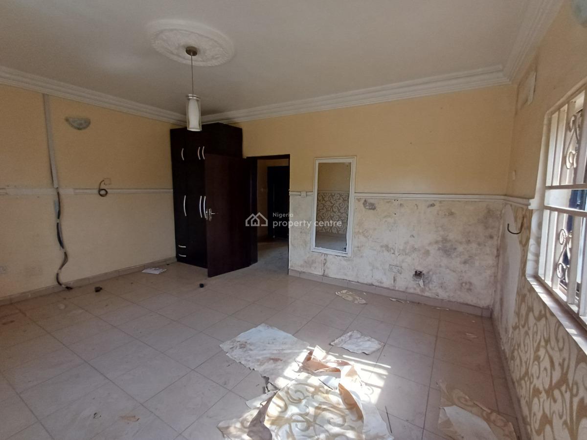 Spacious 3 Bedroom Flat on The Second Floor (office/ Residential), Wuse 2, Abuja, Flat / Apartment for Rent