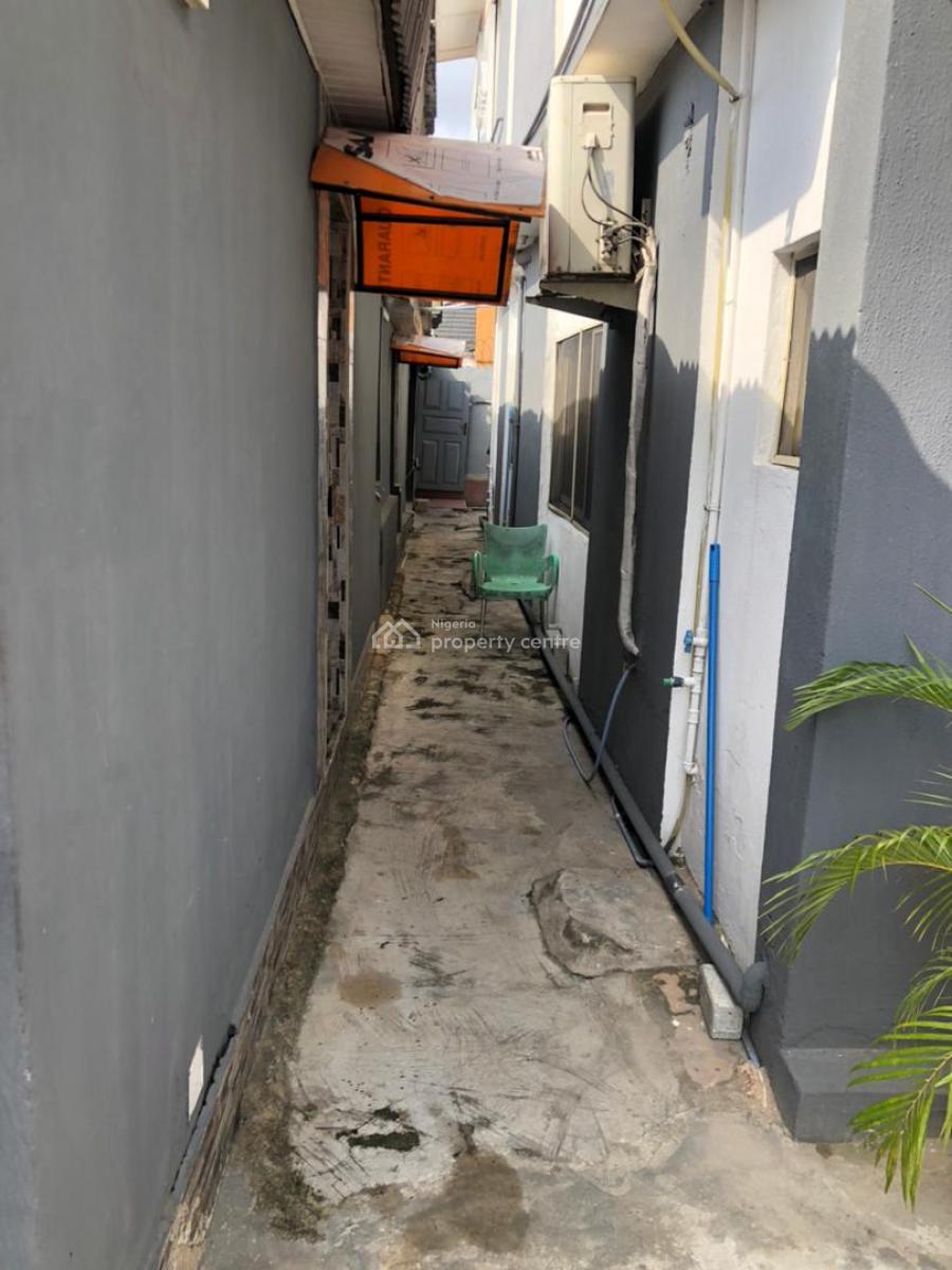 Spacious Open Showroom Space Facing The, Oremeta Street, Oregun, Ikeja, Lagos, Shop for Rent