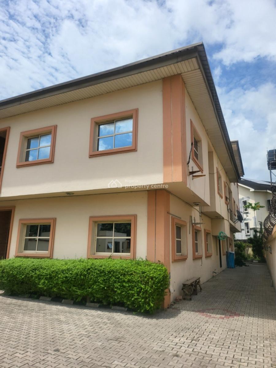 5 Bedroom Semi-detached Duplex with Bq, Lekki Phase 1, Lekki, Lagos, Semi-detached Duplex for Rent