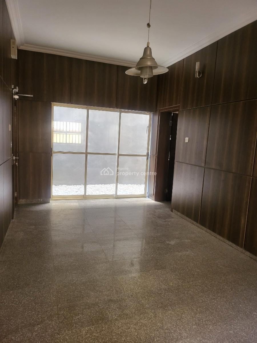 5 Bedroom Semi-detached Duplex with Bq, Lekki Phase 1, Lekki, Lagos, Semi-detached Duplex for Rent