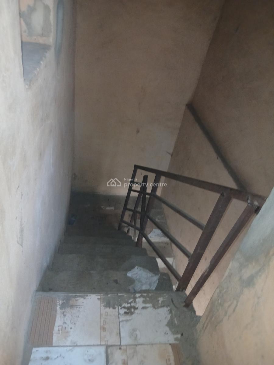 Beautifully Self, Yaba, Lagos, Self Contain (single Rooms) for Rent