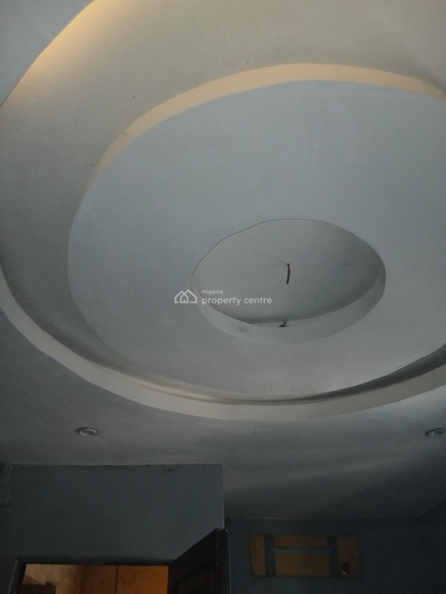 Beautifully Self, Yaba, Lagos, Self Contain (single Rooms) for Rent