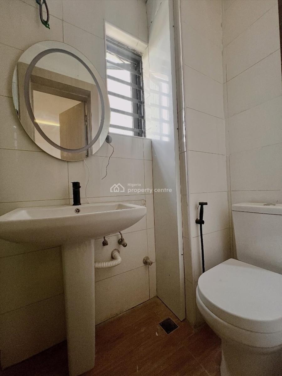 Serviced 3 Bedroom Apartment with Pool,gym, Bq, Lekki Phase 1, Lekki, Lagos, Block of Flats for Sale