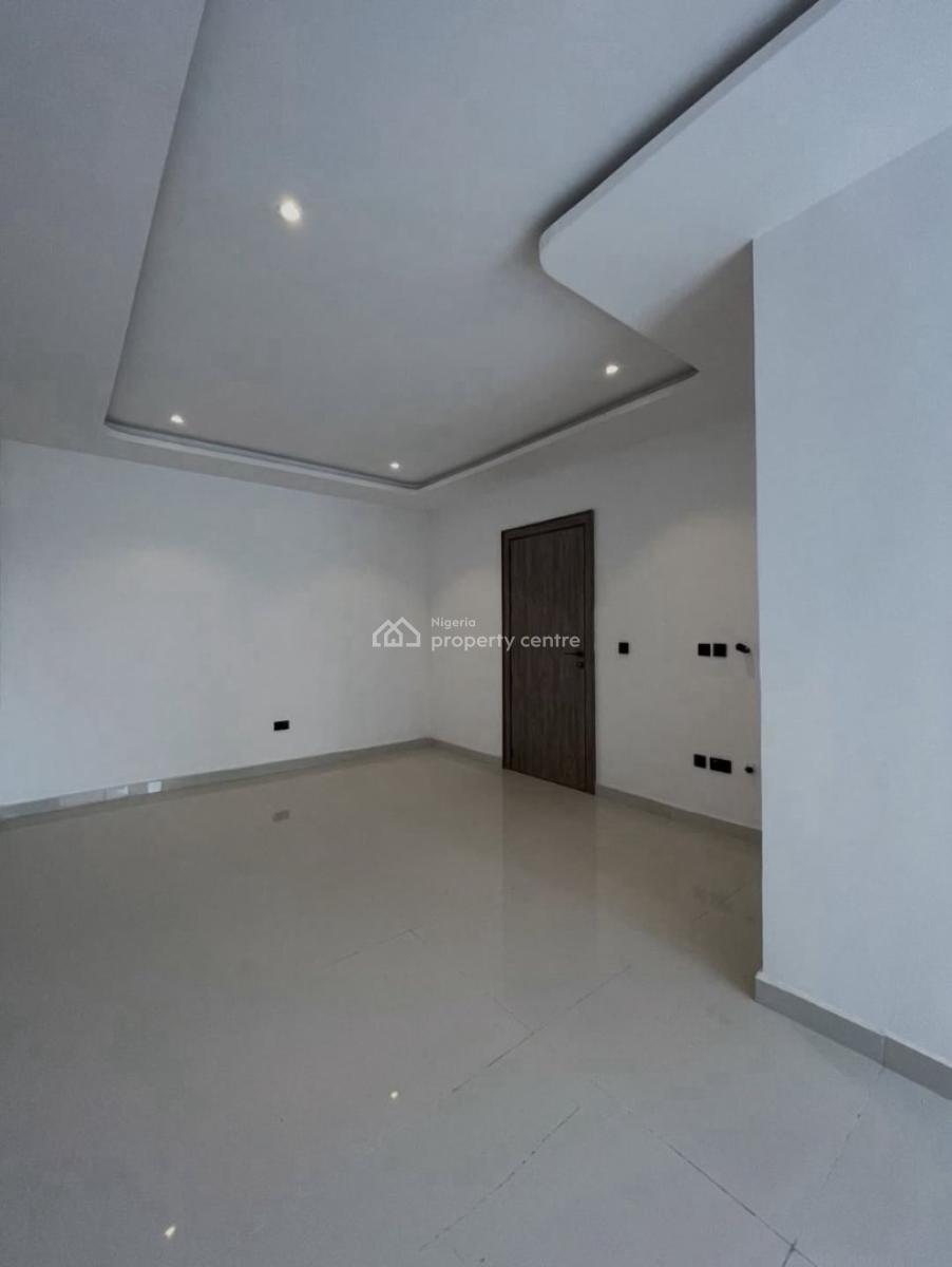 2 Bedroom Massionette, Lekki Phase 1, Lekki, Lagos, Flat / Apartment for Rent