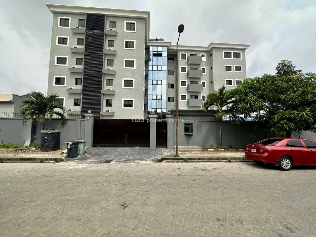 Modern 3-bedroom Ensuite Apartment with Pool and Generator, Lekki Phase 1, Lekki, Lagos, Flat / Apartment for Rent