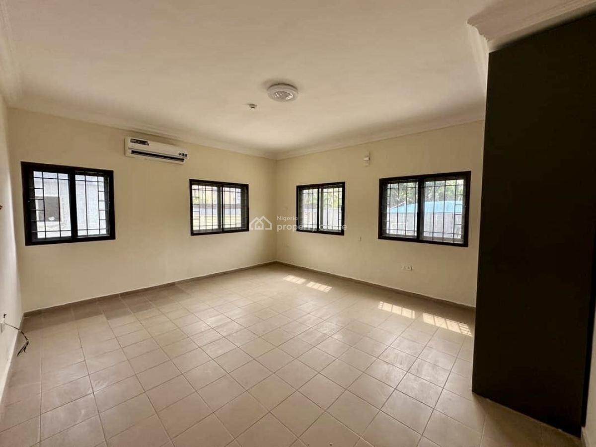 Modern 3-bedroom Ensuite Apartment with Pool and Generator, Lekki Phase 1, Lekki, Lagos, Flat / Apartment for Rent
